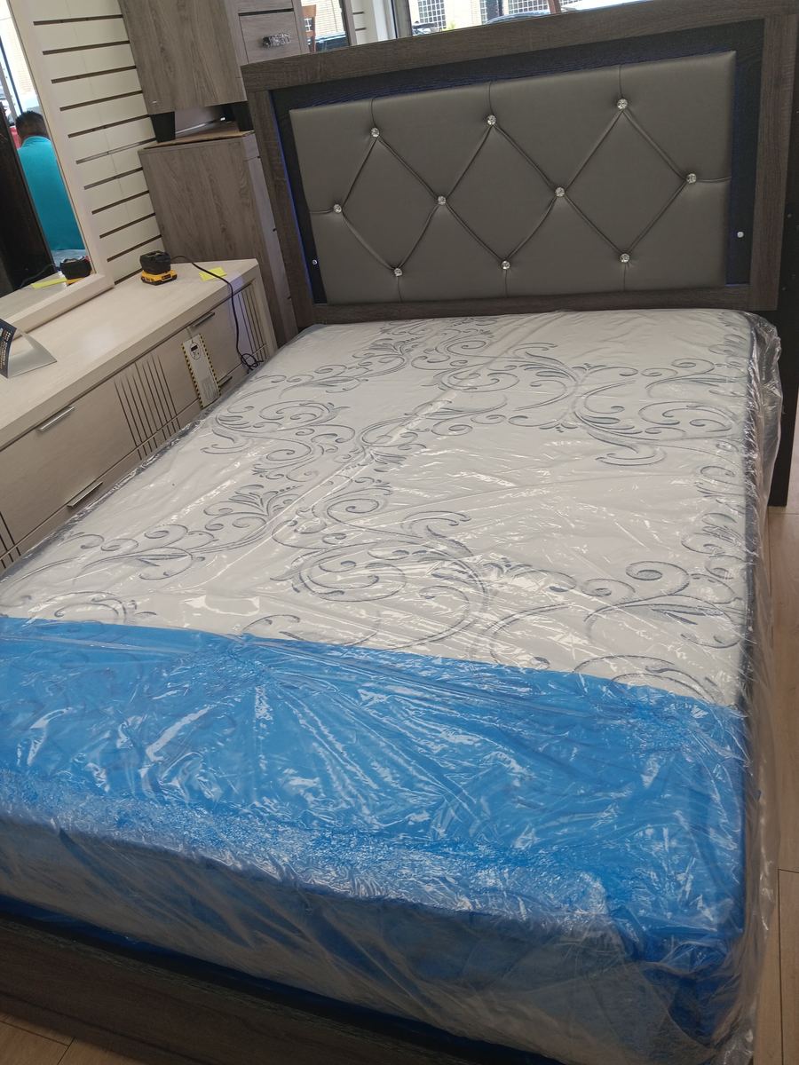 Twin mattress